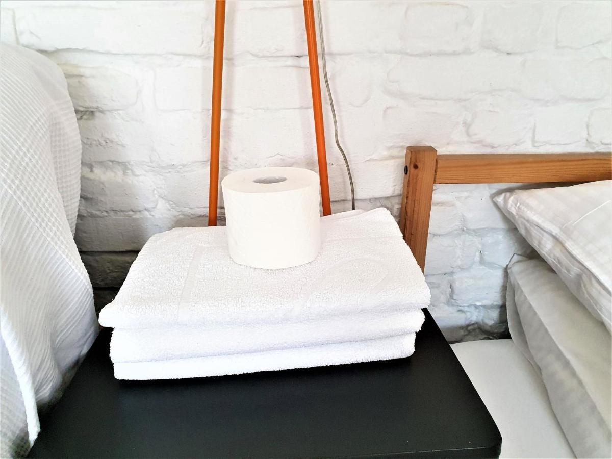 Fajne Stylowe Studio Z Aneksem Kuchennym Apartment Poznan Luaran gambar