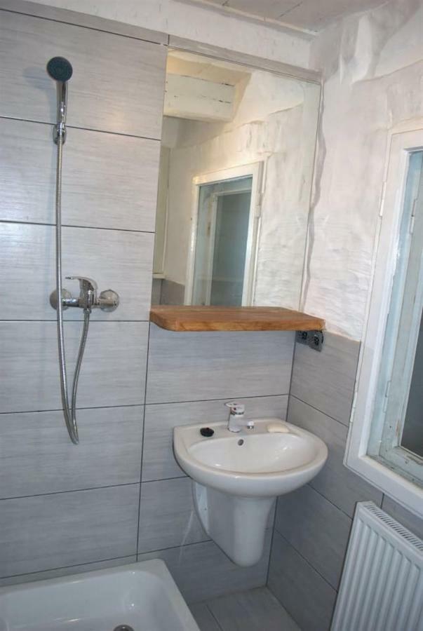 Fajne Stylowe Studio Z Aneksem Kuchennym Apartment Poznan Luaran gambar